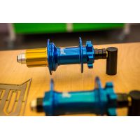 Hope Pro 4 Boost Rear hub-Blue