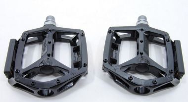 Black Option Wellgo MG3 2DU Magnesium MTB Pedals